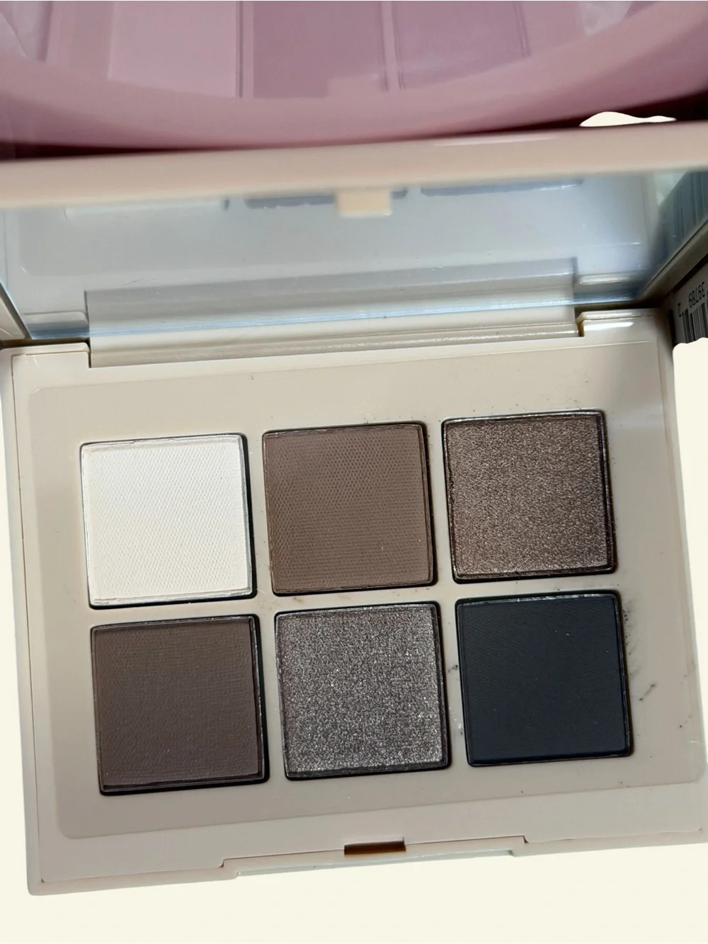Dibs neutral eyeshadow